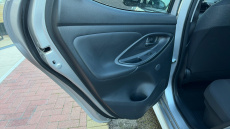 Toyota Yaris 1.5 Hybrid Design 5dr CVT Hybrid Hatchback